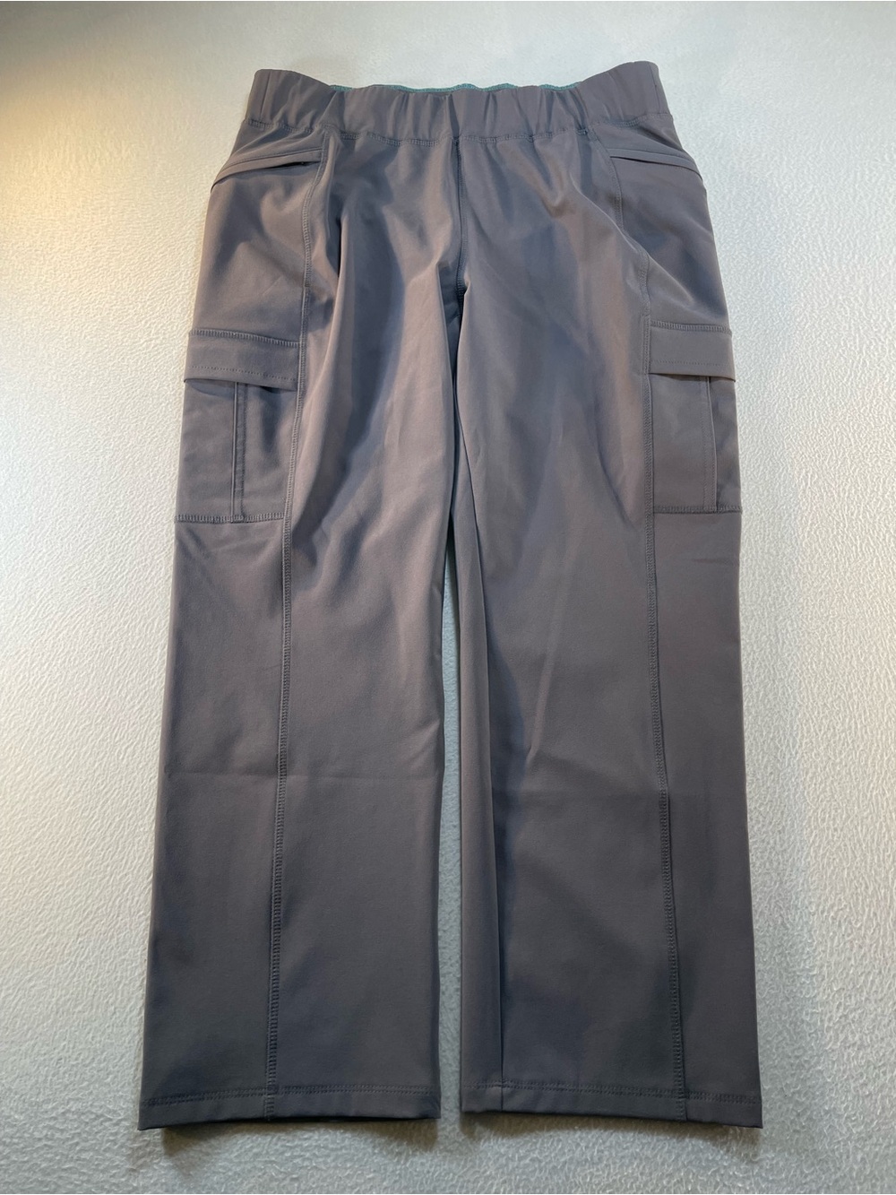 Eddie Bauer Women’s Activewear Capris Size 8 Item# 0373